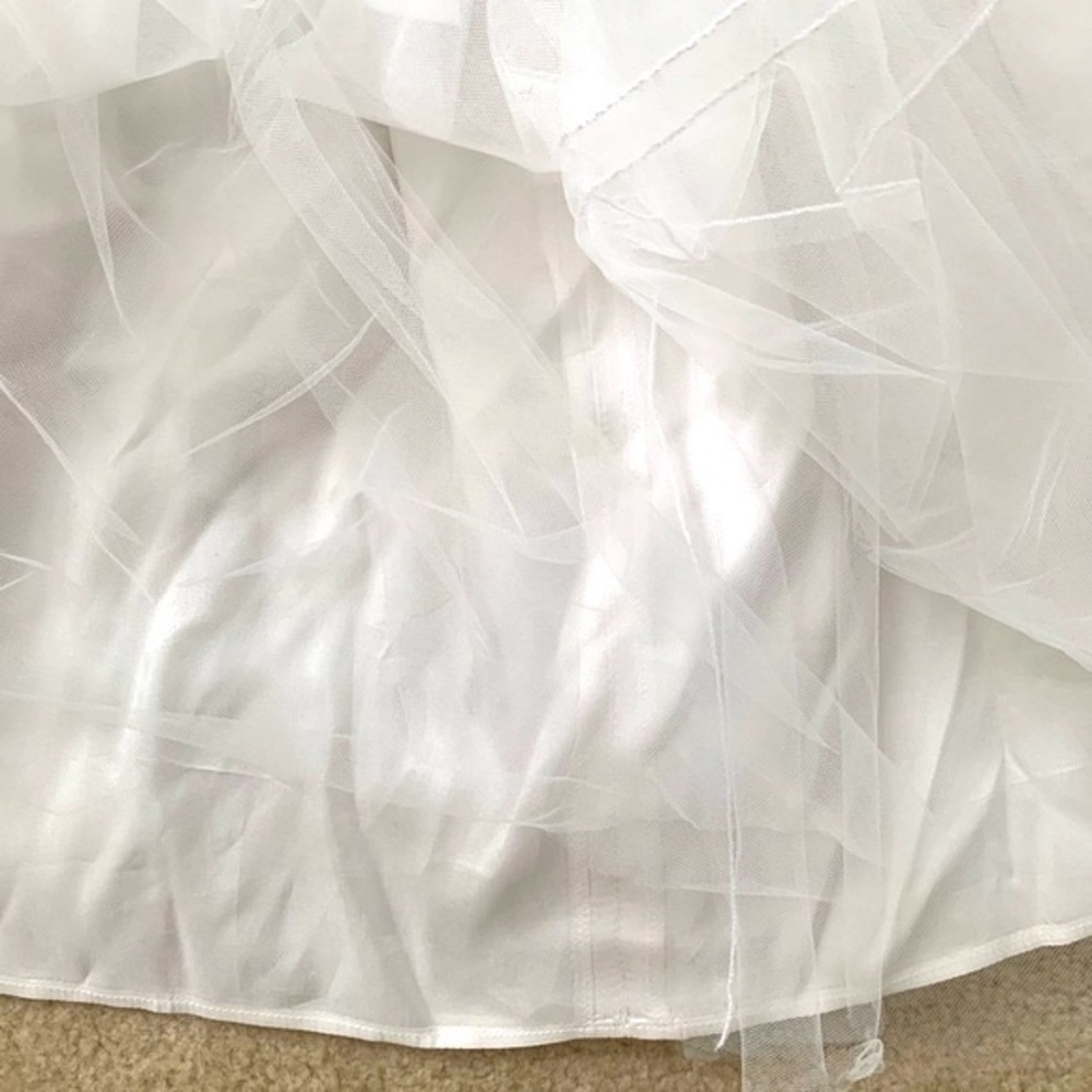 White Tulle And Satin Formal Flowergirl Dress Size 6 - Picture 5 of 9